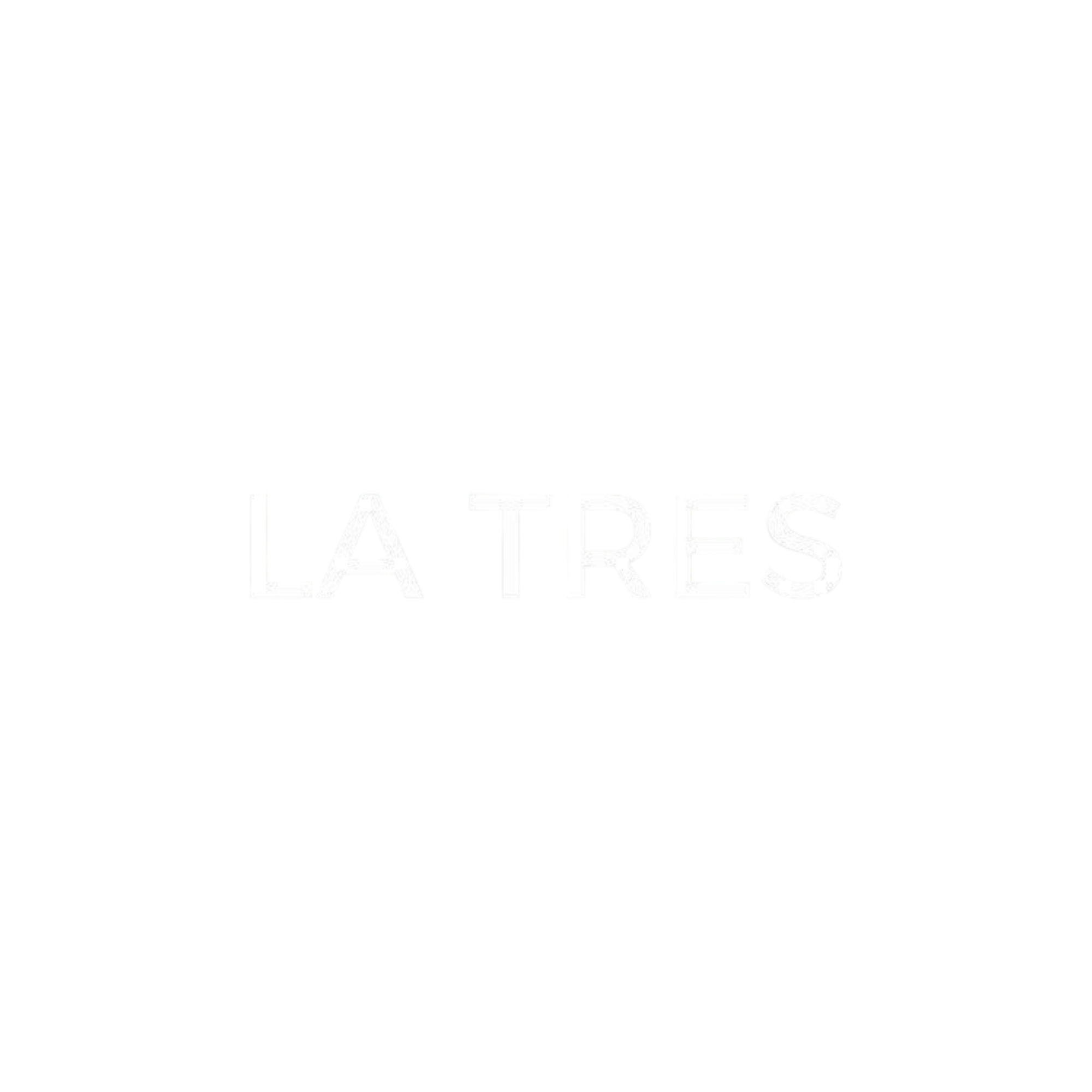 LA TRES